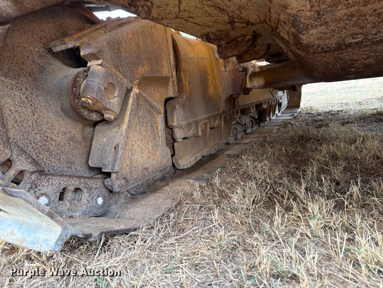 image for item FN3600 2008 Caterpillar D6T XL crawler tractor with EZ Pipeline Padding pipeline padder