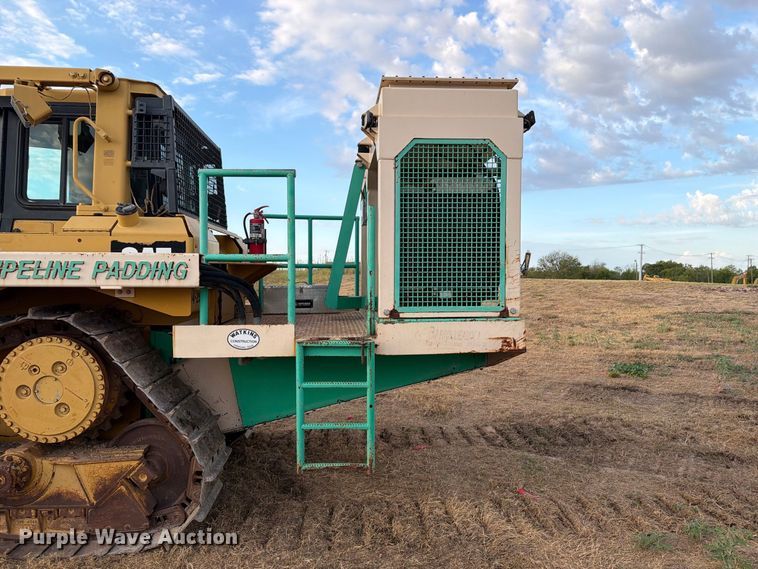 image for item FN3600 2008 Caterpillar D6T XL crawler tractor with EZ Pipeline Padding pipeline padder