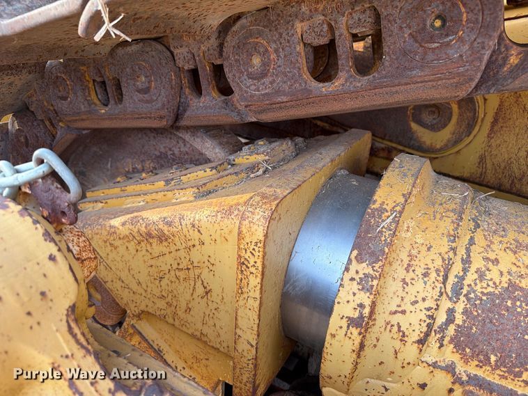image for item FN3600 2008 Caterpillar D6T XL crawler tractor with EZ Pipeline Padding pipeline padder