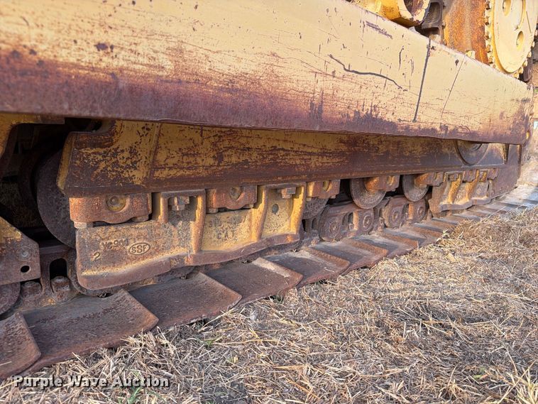 image for item FN3600 2008 Caterpillar D6T XL crawler tractor with EZ Pipeline Padding pipeline padder