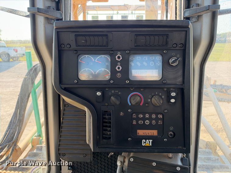 image for item FN3601 2008 Caterpillar D6T XL with EZ Pipeline Padder