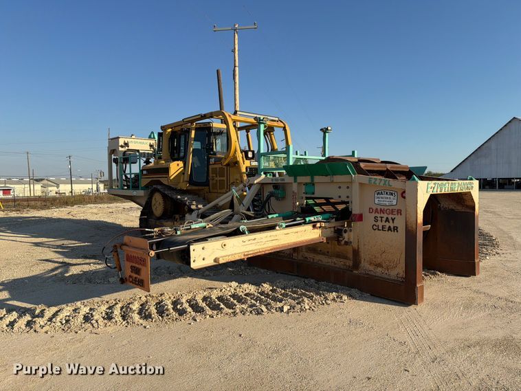 image for item FN3602 2006 Caterpillar D6R XL Series III with EZ Pipeline Padder