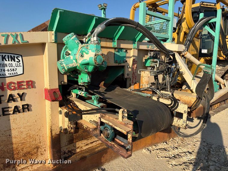 image for item FN3602 2006 Caterpillar D6R XL Series III with EZ Pipeline Padder