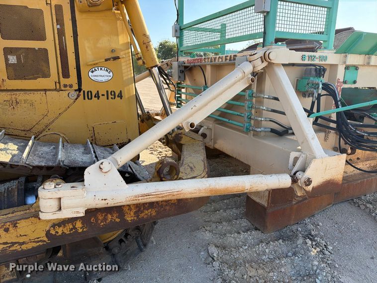 image for item FN3602 2006 Caterpillar D6R XL Series III with EZ Pipeline Padder