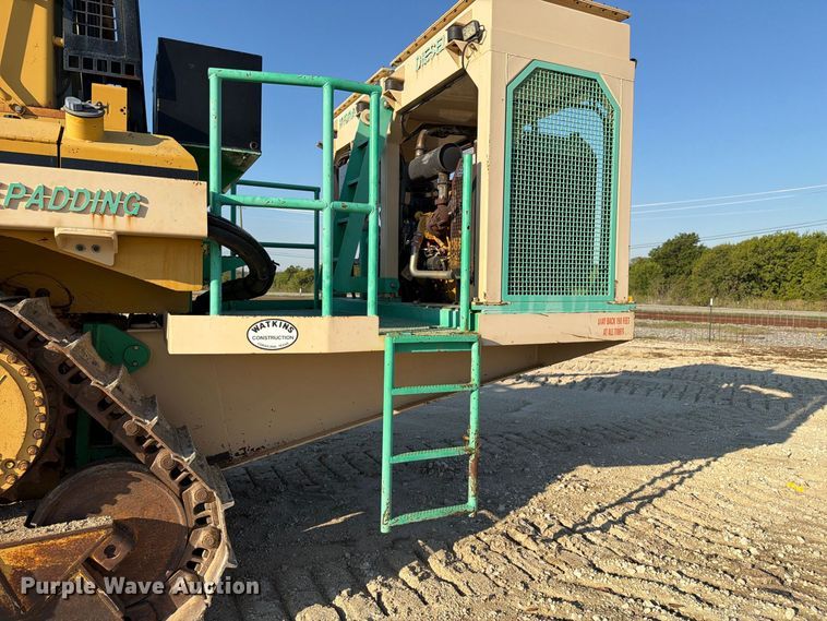image for item FN3602 2006 Caterpillar D6R XL Series III with EZ Pipeline Padder