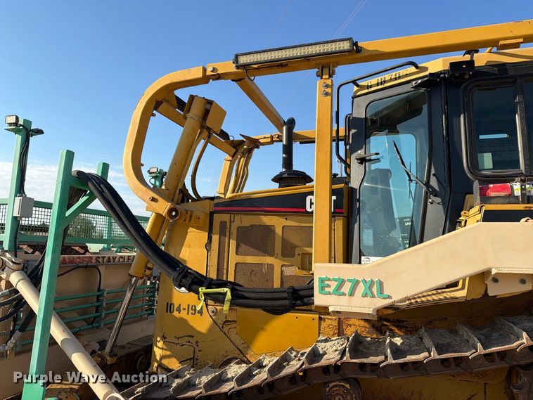 image for item FN3602 2006 Caterpillar D6R XL Series III with EZ Pipeline Padder