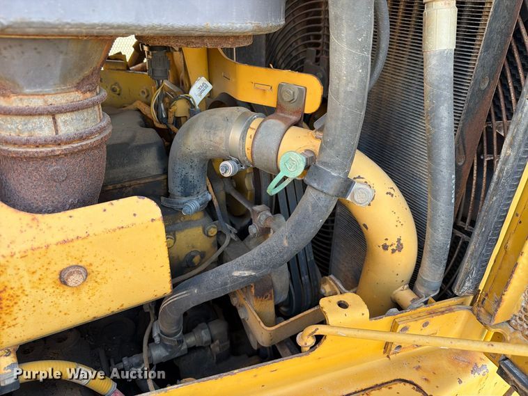 image for item FN3602 2006 Caterpillar D6R XL Series III with EZ Pipeline Padder