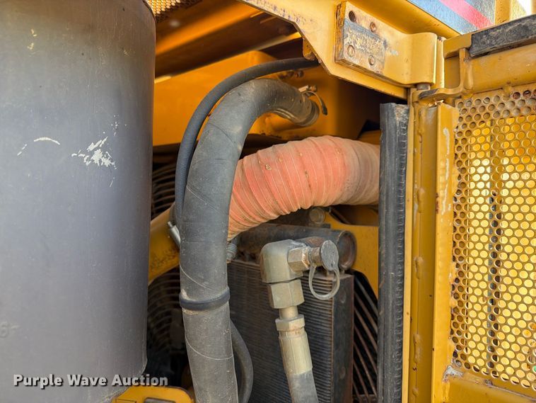 image for item FN3602 2006 Caterpillar D6R XL Series III with EZ Pipeline Padder