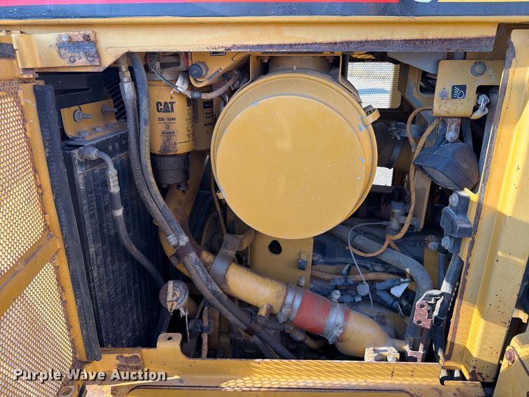 image for item FN3602 2006 Caterpillar D6R XL Series III with EZ Pipeline Padder