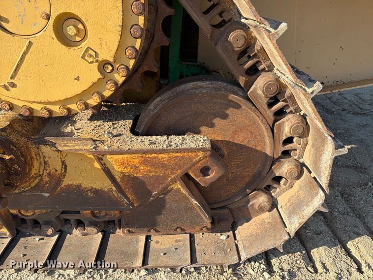 image for item FN3602 2006 Caterpillar D6R XL Series III with EZ Pipeline Padder