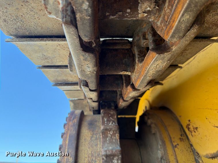 image for item FN3602 2006 Caterpillar D6R XL Series III with EZ Pipeline Padder