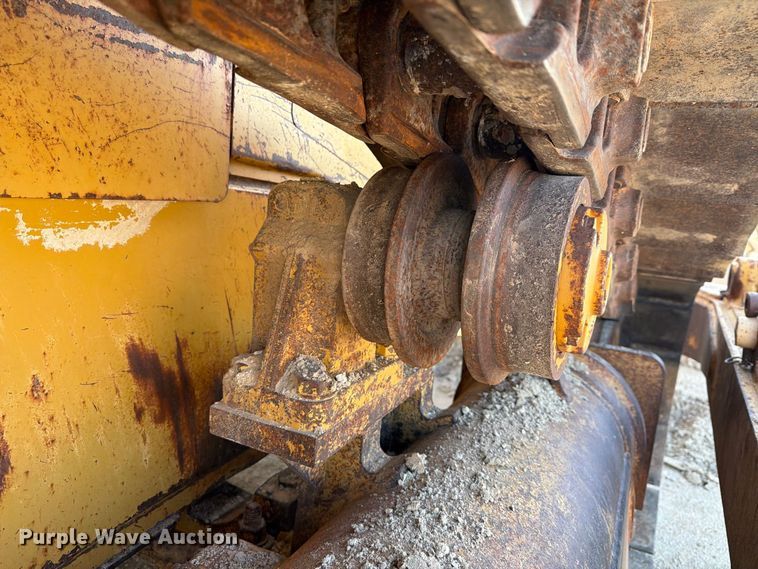 image for item FN3602 2006 Caterpillar D6R XL Series III with EZ Pipeline Padder