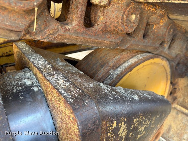 image for item FN3602 2006 Caterpillar D6R XL Series III with EZ Pipeline Padder