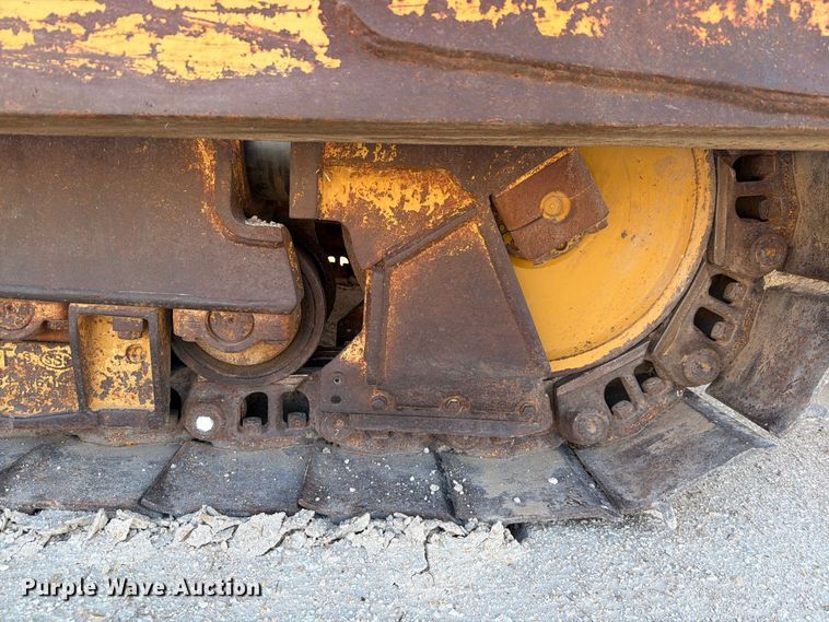 image for item FN3602 2006 Caterpillar D6R XL Series III with EZ Pipeline Padder