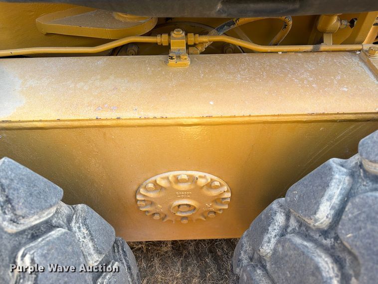 image for item FN3603 2003 Caterpillar 163H motor grader