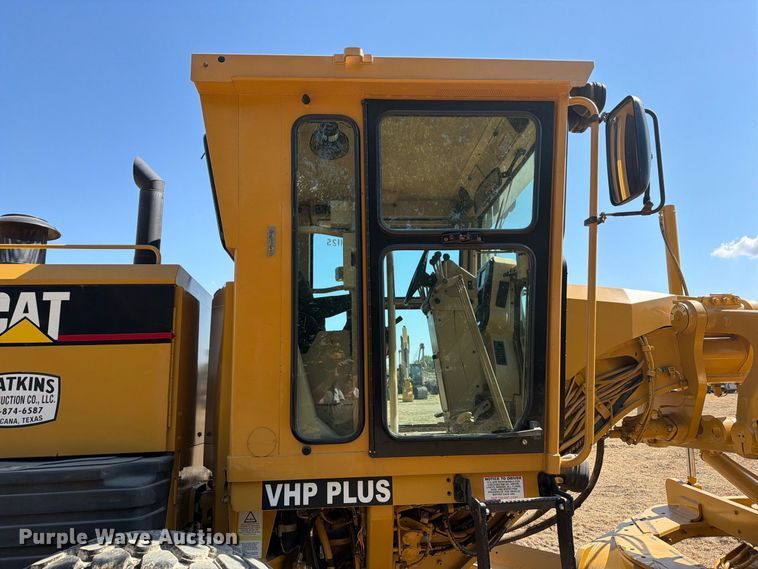 image for item FN3603 2003 Caterpillar 163H motor grader
