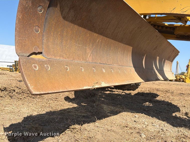 image for item FN3603 2003 Caterpillar 163H motor grader