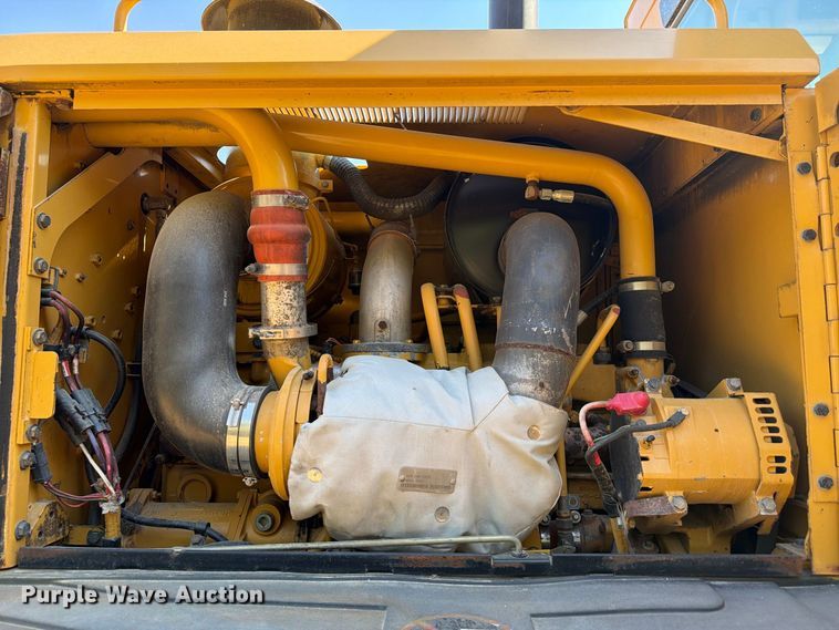 image for item FN3603 2003 Caterpillar 163H motor grader