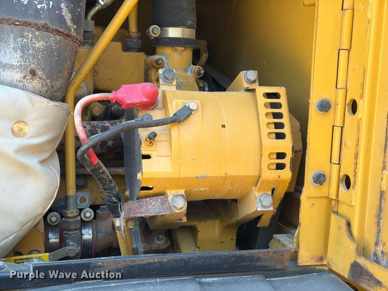 image for item FN3603 2003 Caterpillar 163H motor grader