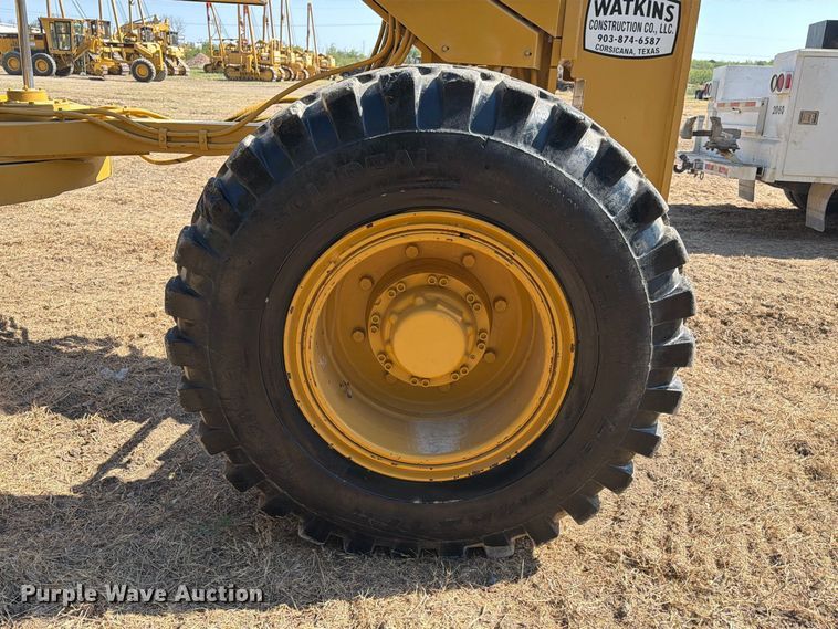 image for item FN3603 2003 Caterpillar 163H motor grader