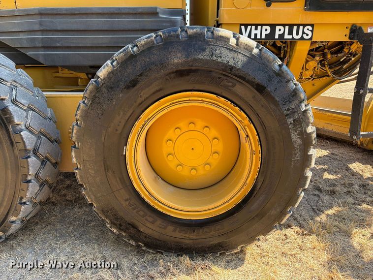 image for item FN3603 2003 Caterpillar 163H motor grader