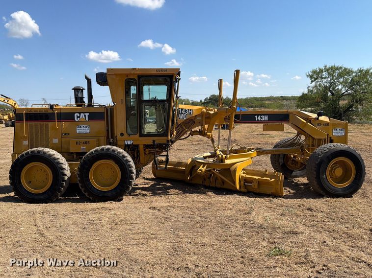 image for item FN3604 2002 Caterpillar 143H VHP motor grader