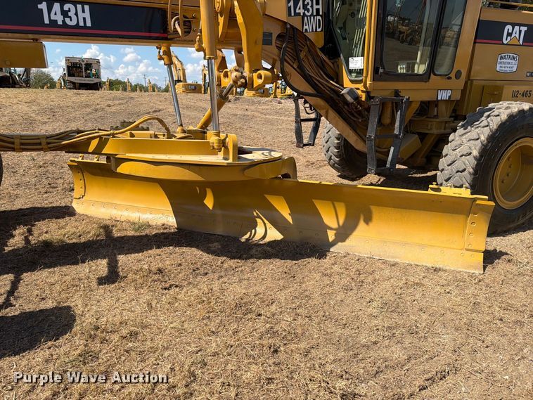 image for item FN3604 2002 Caterpillar 143H VHP motor grader