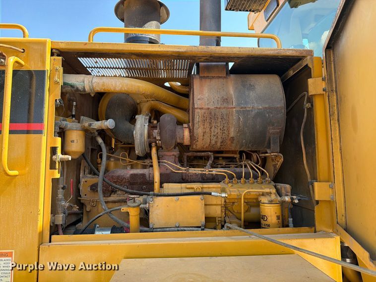 image for item FN3604 2002 Caterpillar 143H VHP motor grader