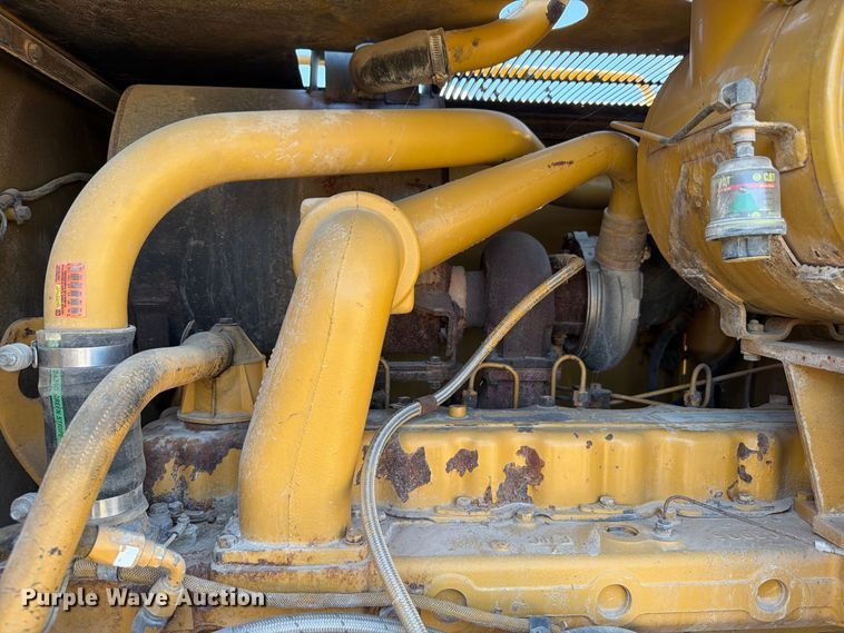 image for item FN3604 2002 Caterpillar 143H VHP motor grader