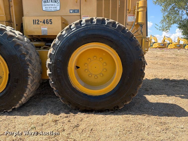 image for item FN3604 2002 Caterpillar 143H VHP motor grader