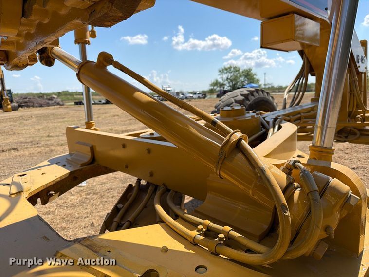image for item FN3605 2007 Caterpillar 140HNA VHP Plus motor grader