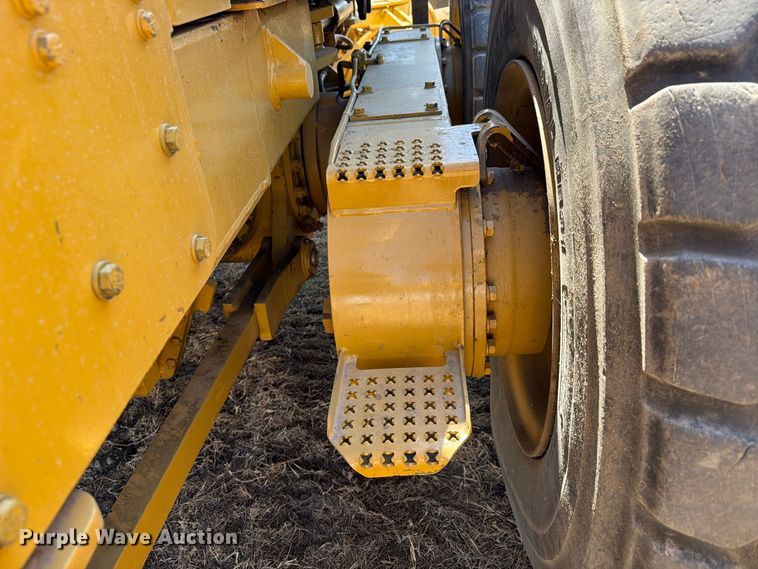 image for item FN3605 2007 Caterpillar 140HNA VHP Plus motor grader