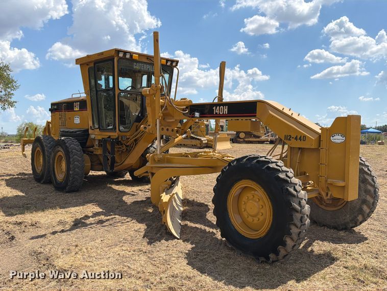 2005 Caterpillar 140H VHP