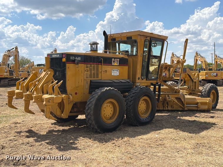 2005 Caterpillar 140H VHP