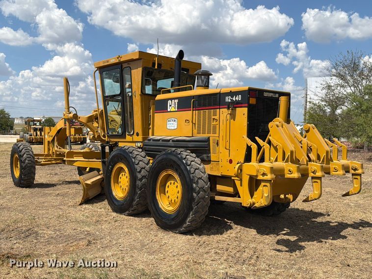 2005 Caterpillar 140H VHP