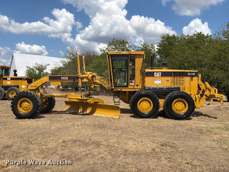 2005 Caterpillar 140H VHP