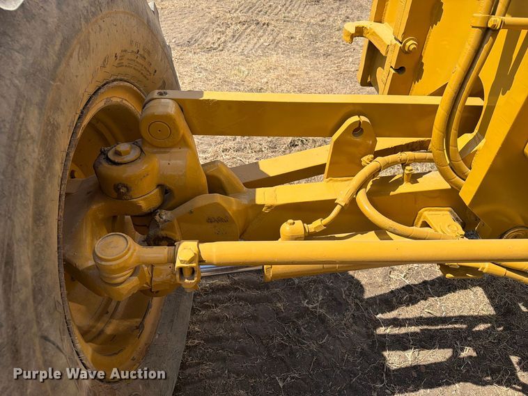 2005 Caterpillar 140H VHP