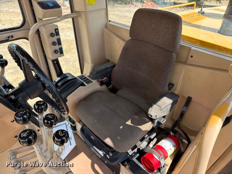 2005 Caterpillar 140H VHP