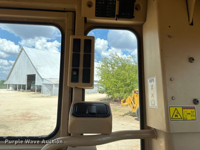 2005 Caterpillar 140H VHP