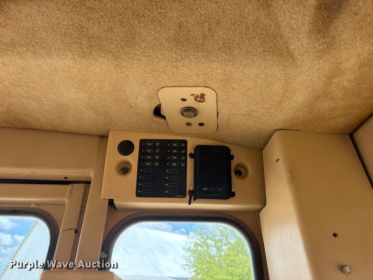 2005 Caterpillar 140H VHP