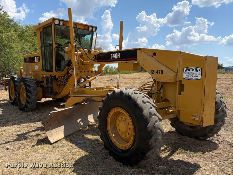 image for item FN3607 2001 Caterpillar 140H motor grader