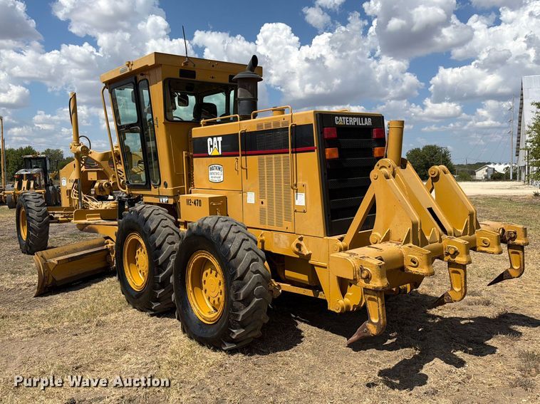 image for item FN3607 2001 Caterpillar 140H motor grader