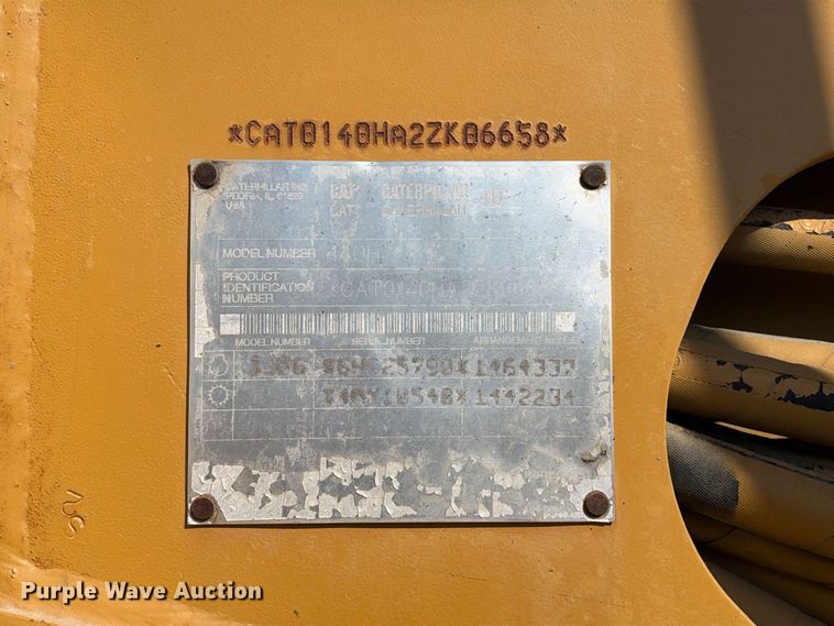 image for item FN3607 2001 Caterpillar 140H motor grader
