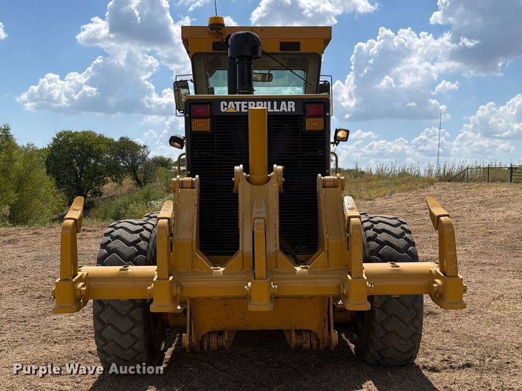 image for item FN3608 2005 Caterpillar 163H VHP motor grader