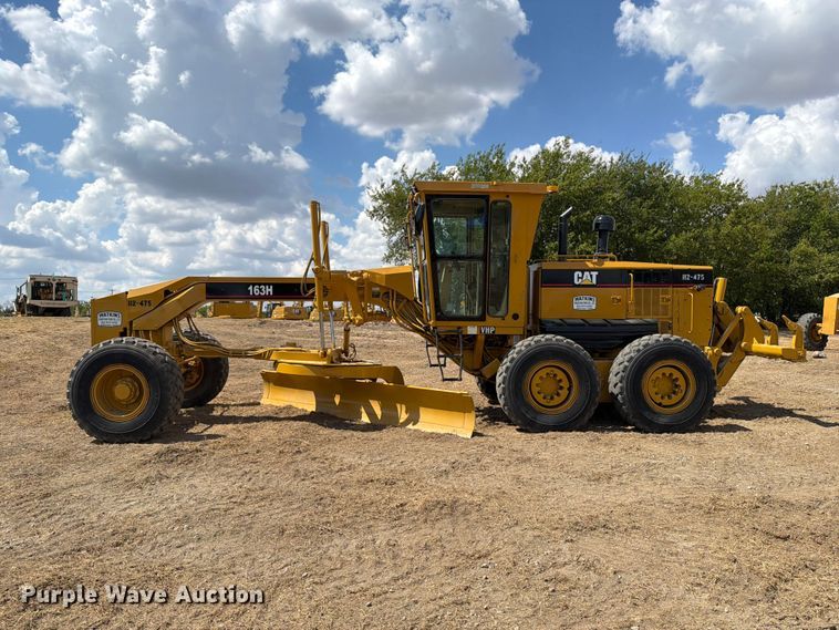 image for item FN3608 2005 Caterpillar 163H VHP motor grader