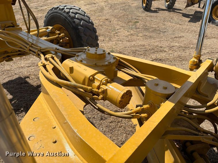image for item FN3608 2005 Caterpillar 163H VHP motor grader