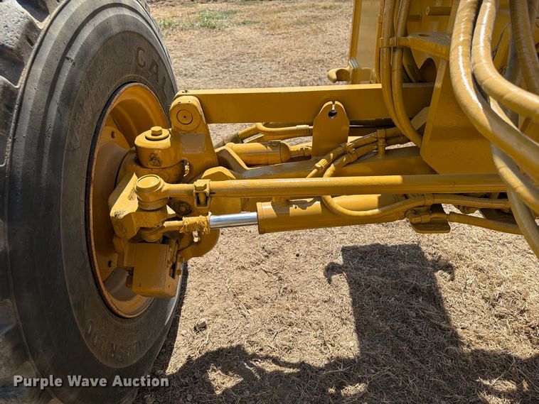 image for item FN3608 2005 Caterpillar 163H VHP motor grader