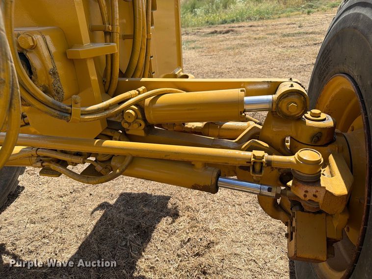 image for item FN3608 2005 Caterpillar 163H VHP motor grader