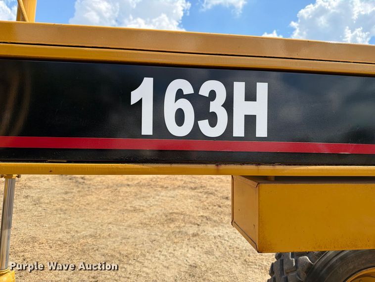 image for item FN3608 2005 Caterpillar 163H VHP motor grader