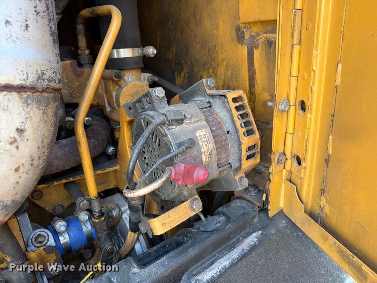 image for item FN3608 2005 Caterpillar 163H VHP motor grader